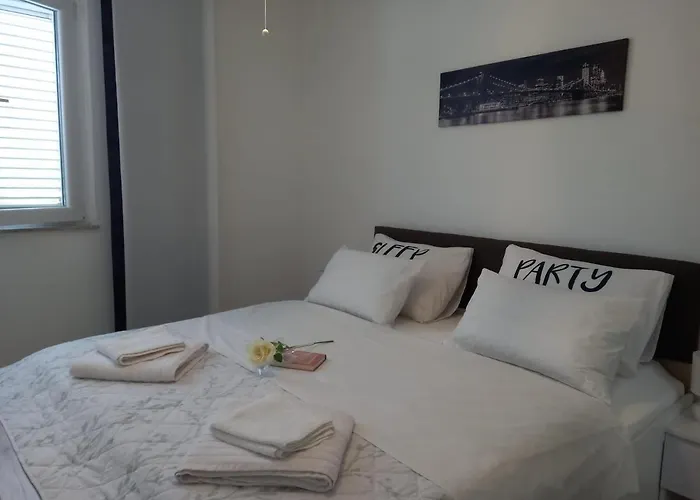 Апартаменты Apartman Zara Задар